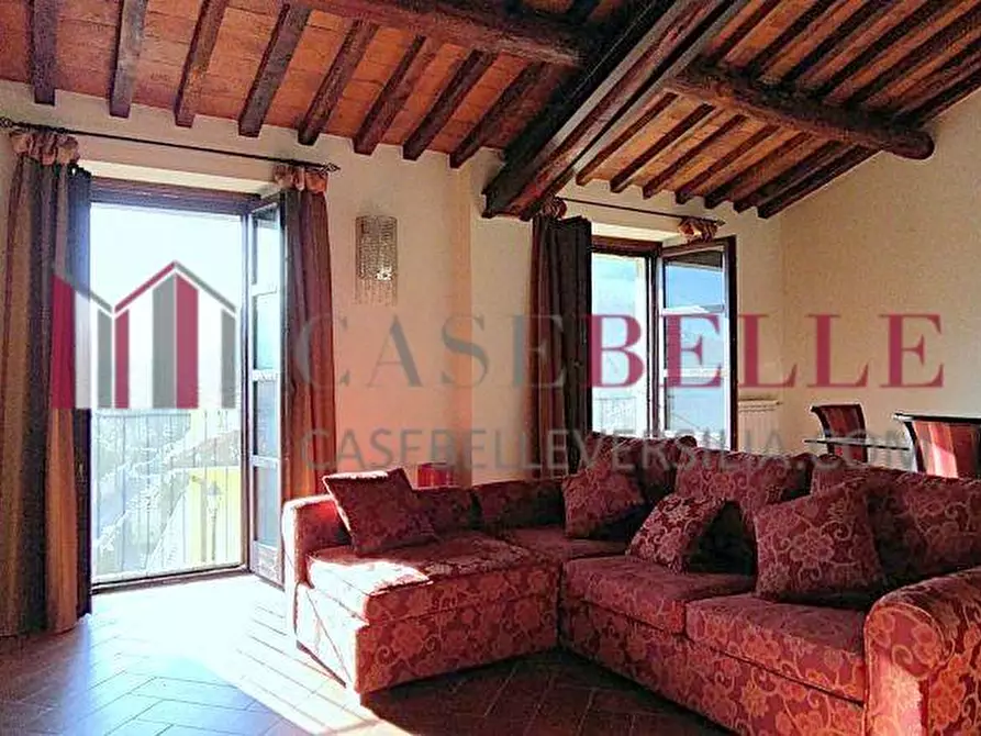 Immagine 11 di Appartamento in vendita  a Camaiore