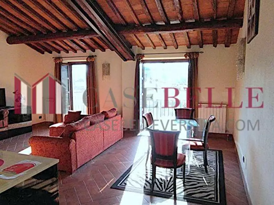 Immagine 7 di Appartamento in vendita  a Camaiore
