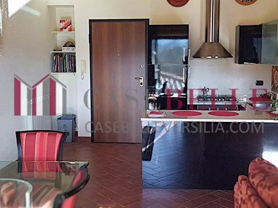 Immagine 9 di Appartamento in vendita  a Camaiore