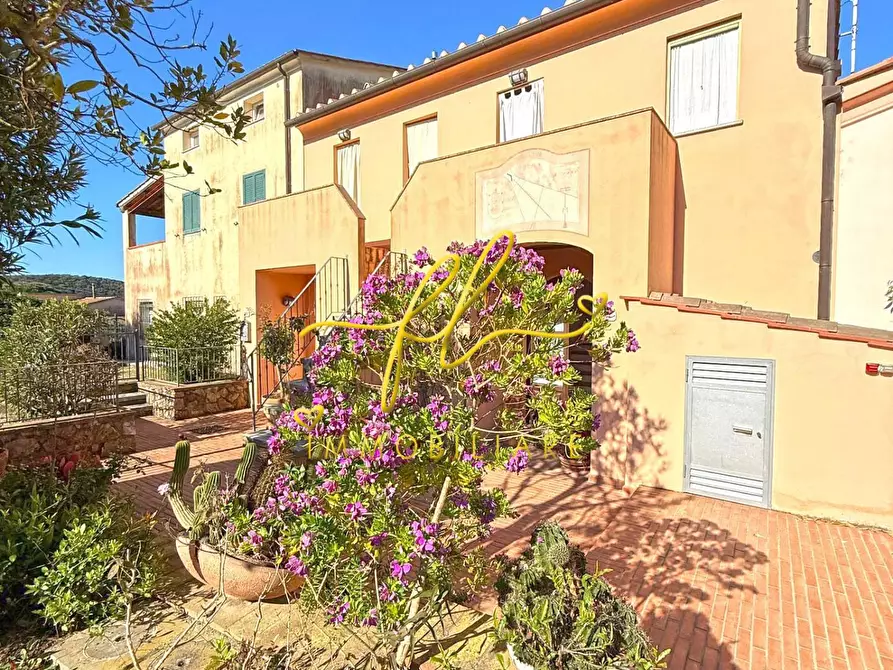 Immagine 4 di Villetta a schiera in vendita  a Marciana