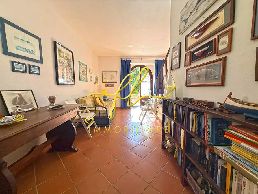 Immagine 8 di Villetta a schiera in vendita  a Marciana