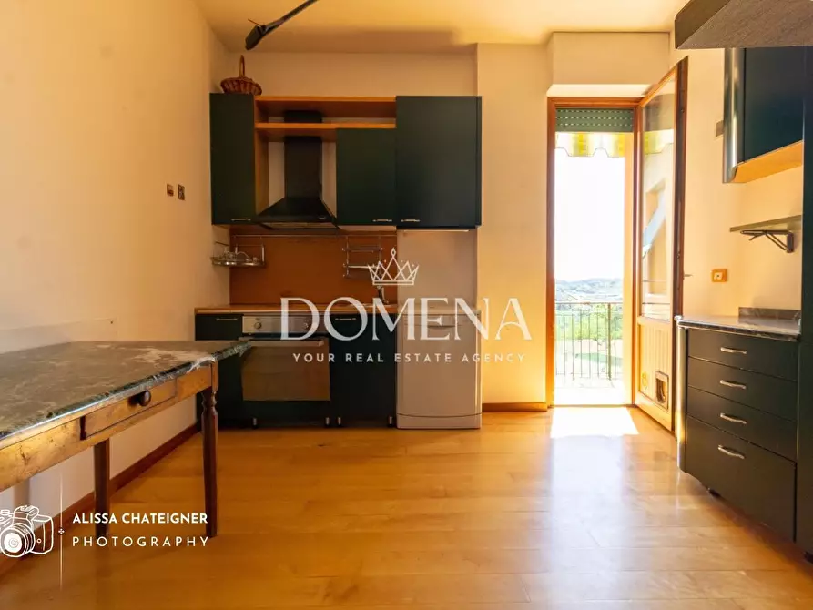 Immagine 10 di Appartamento in vendita  a Siena