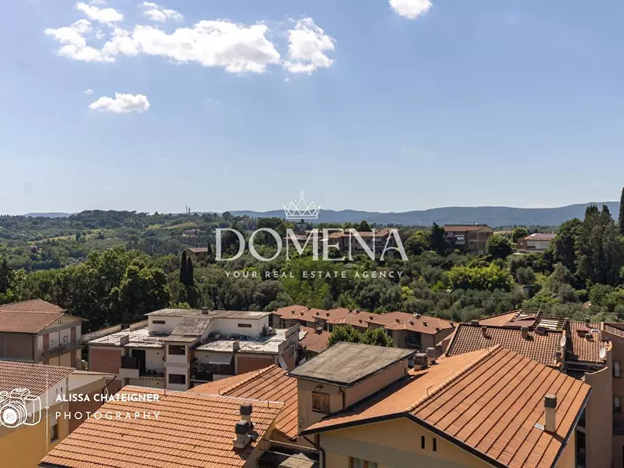 Immagine 15 di Appartamento in vendita  a Siena