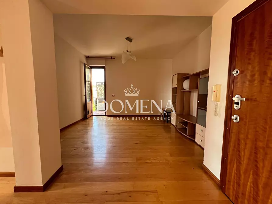 Immagine 4 di Appartamento in vendita  a Siena