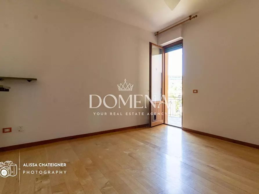 Immagine 4 di Appartamento in vendita  a Siena