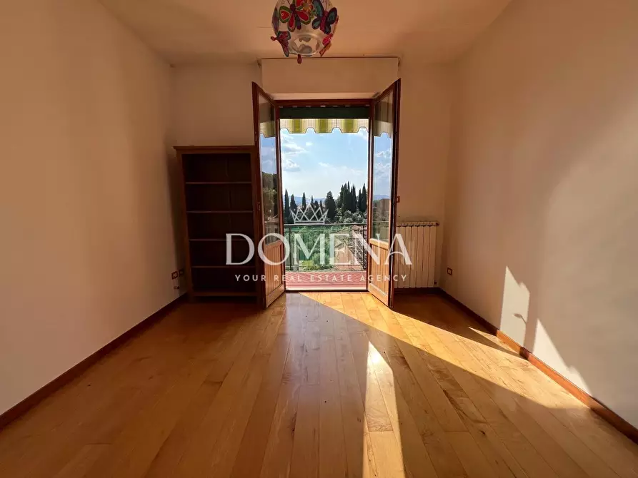 Immagine 17 di Appartamento in vendita  a Siena