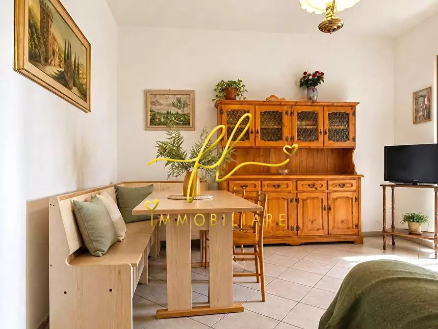 Immagine 4 di Appartamento in vendita  a Pomarance