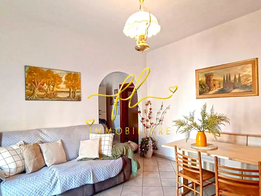 Immagine 2 di Appartamento in vendita  a Pomarance