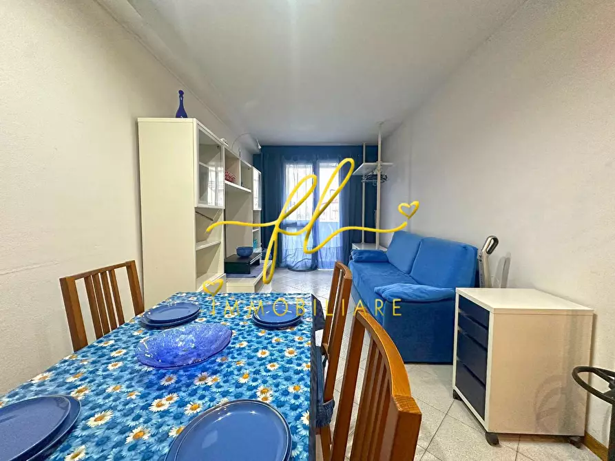 Immagine 3 di Appartamento in vendita  a Cecina