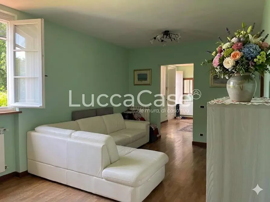 Immagine 5 di Porzione di casa in vendita  a Capannori