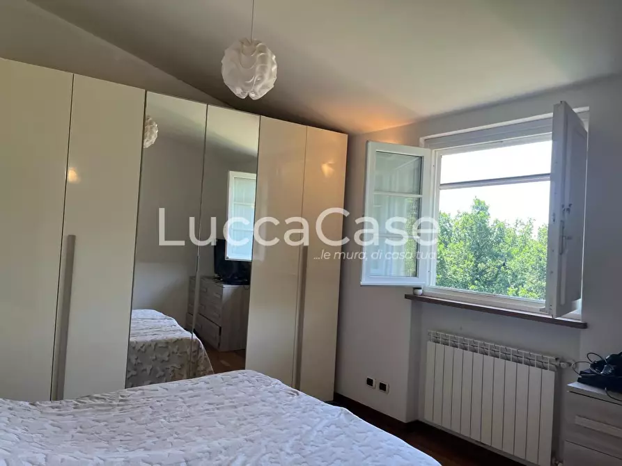 Immagine 9 di Porzione di casa in vendita  a Capannori