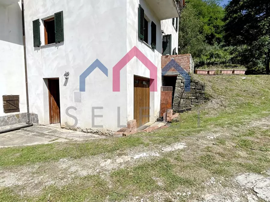 Immagine 71 di Casa bifamiliare in vendita  a Bagni Di Lucca