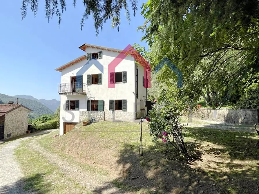 Immagine 65 di Casa bifamiliare in vendita  a Bagni Di Lucca