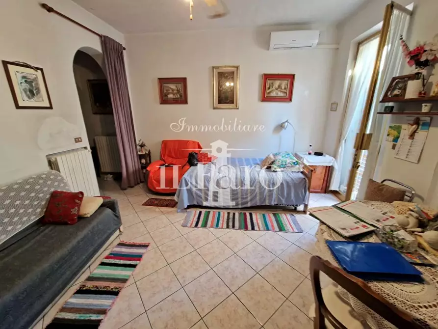 Immagine 4 di Terratetto in vendita  a Campi Bisenzio