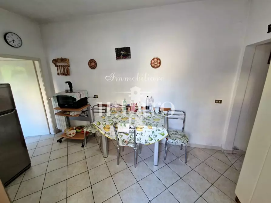 Immagine 9 di Terratetto in vendita  a Campi Bisenzio