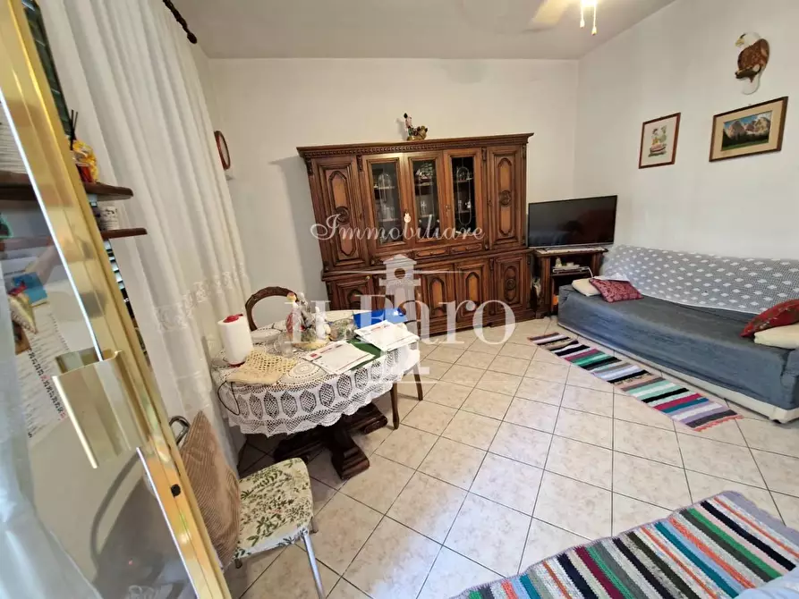 Immagine 7 di Terratetto in vendita  a Campi Bisenzio