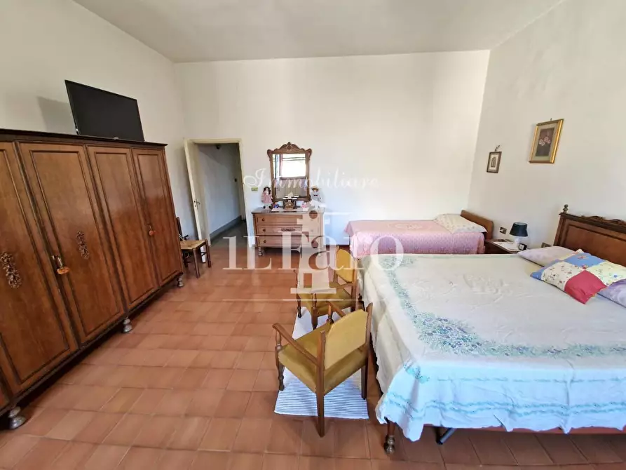 Immagine 18 di Terratetto in vendita  a Campi Bisenzio