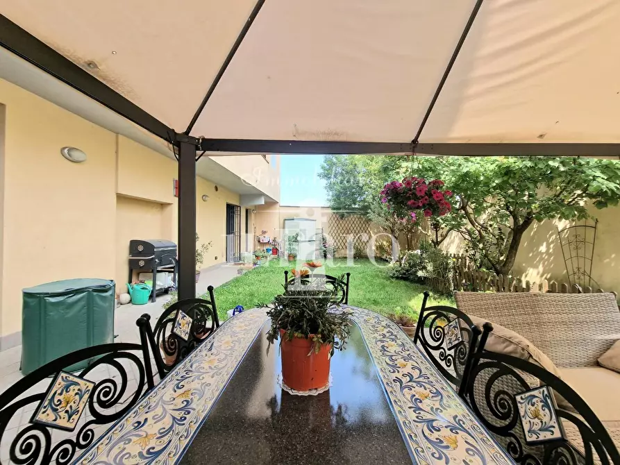 Immagine 12 di Appartamento in vendita  a Firenze