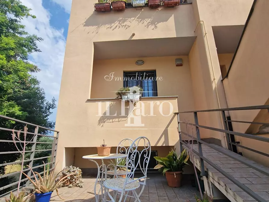 Immagine 72 di Appartamento in vendita  a Firenze