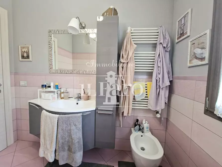 Immagine 48 di Appartamento in vendita  a Firenze