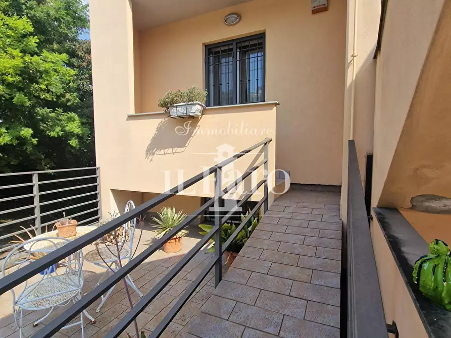 Immagine 76 di Appartamento in vendita  a Firenze