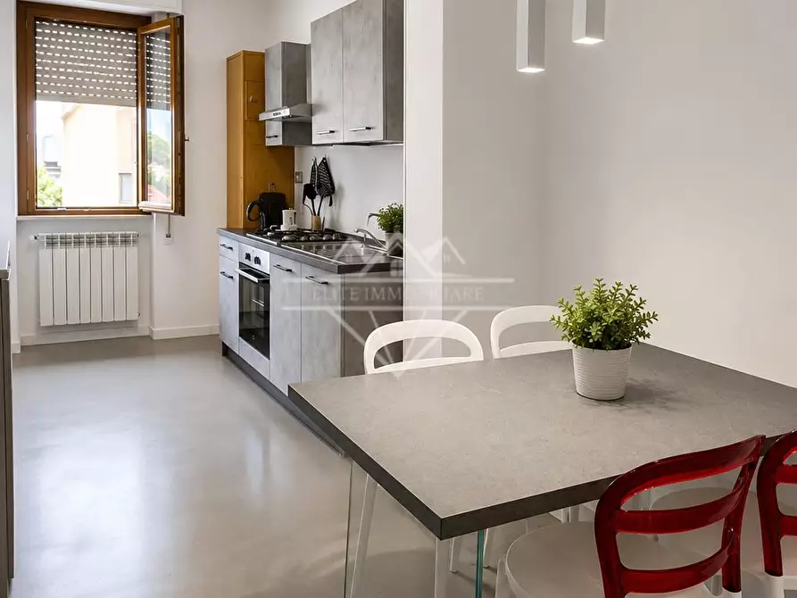 Immagine 18 di Appartamento in vendita  a Carrara