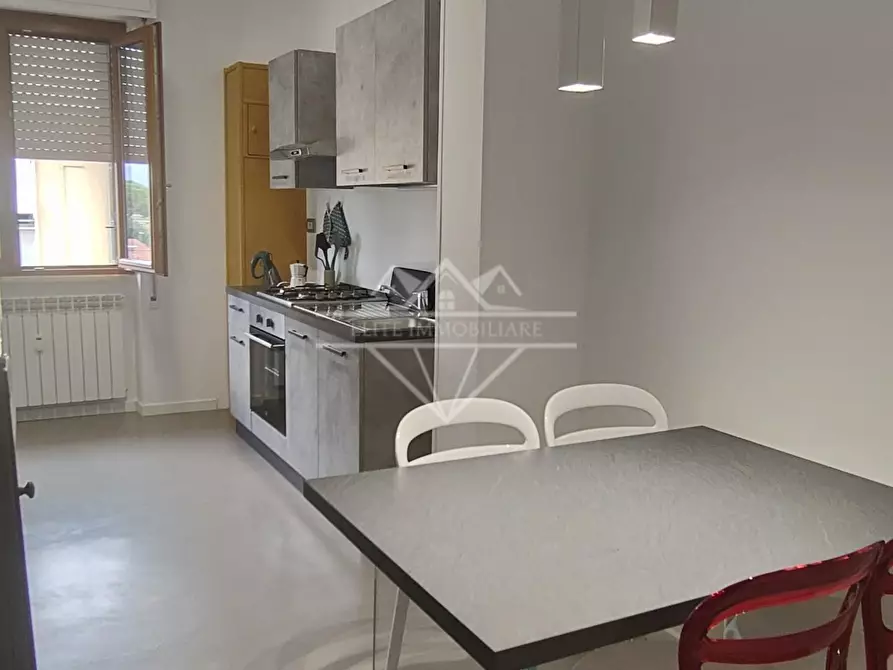 Immagine 13 di Appartamento in vendita  a Carrara