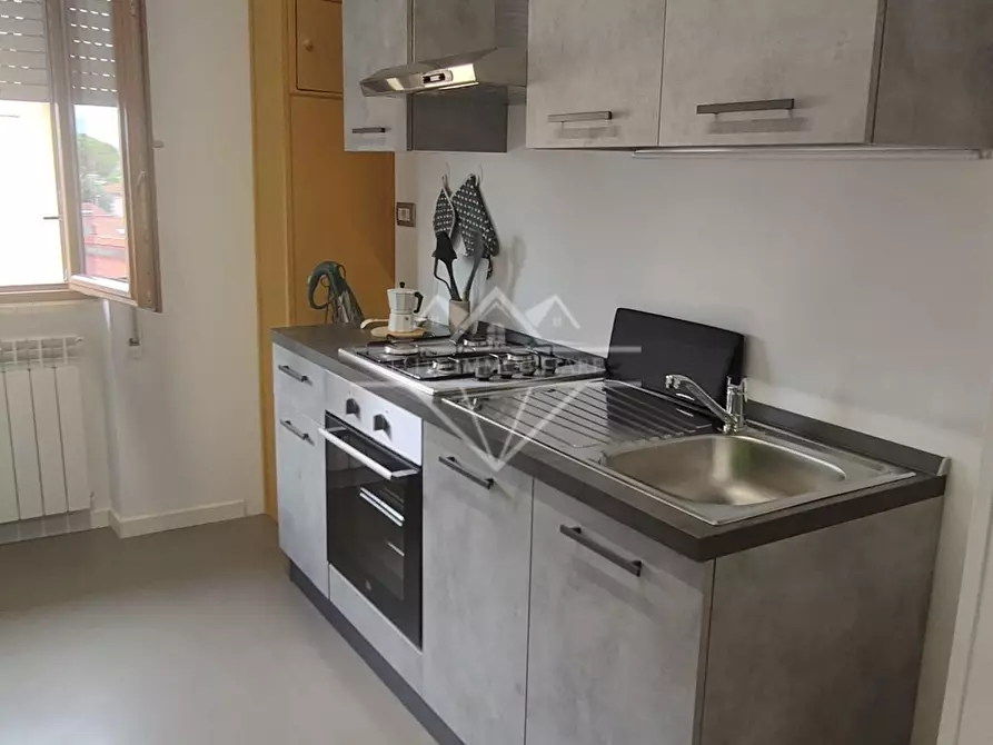 Immagine 15 di Appartamento in vendita  a Carrara