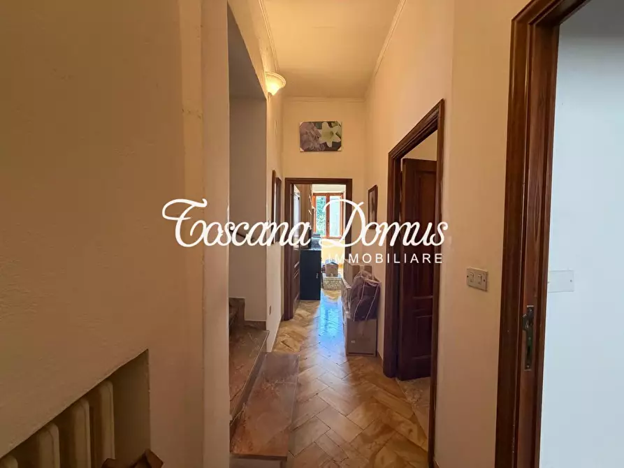 Immagine 27 di Appartamento in vendita  a Siena