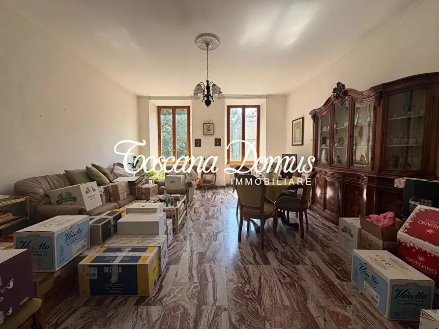 Immagine 3 di Appartamento in vendita  a Siena
