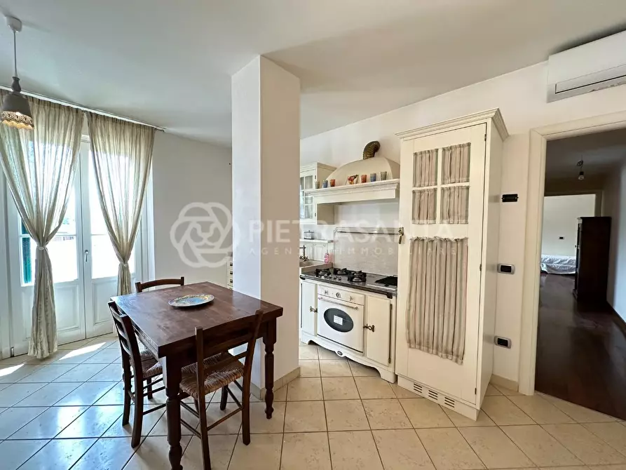 Immagine 9 di Appartamento in vendita  a Pietrasanta