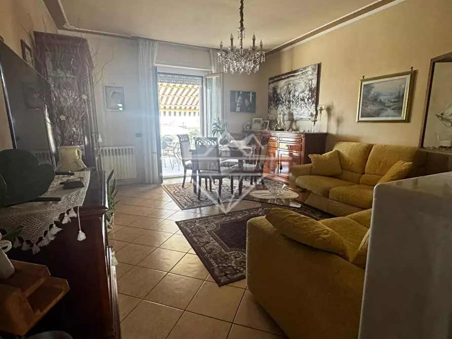 Immagine 6 di Appartamento in vendita  a Carrara