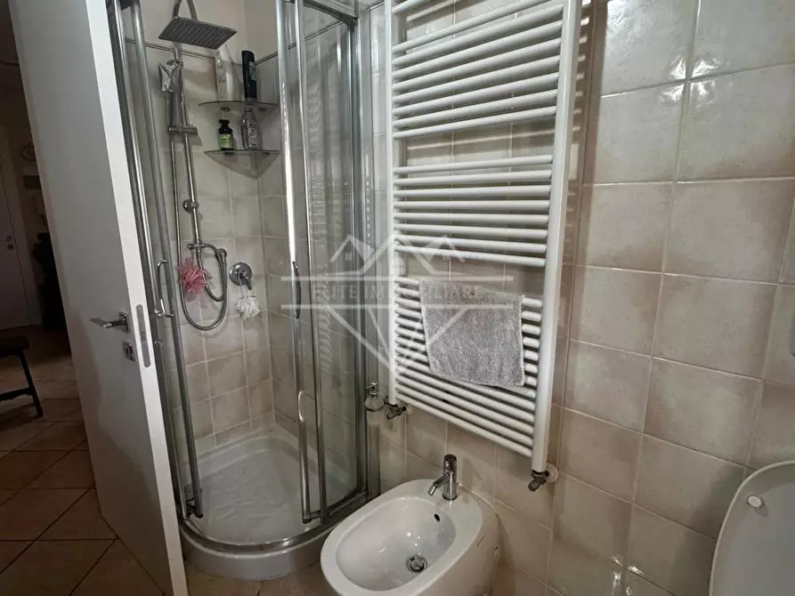 Immagine 12 di Appartamento in vendita  a Carrara