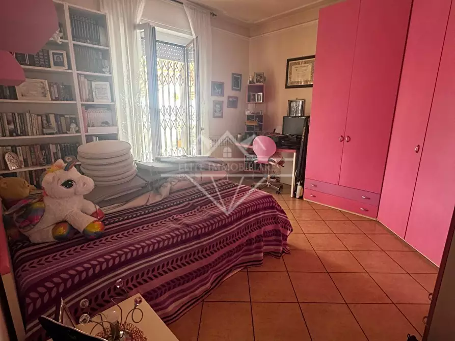 Immagine 11 di Appartamento in vendita  a Carrara