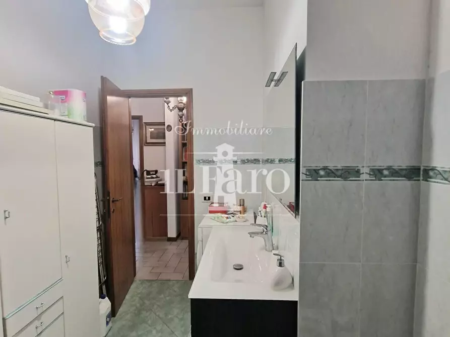 Immagine 26 di Appartamento in vendita  a Firenze