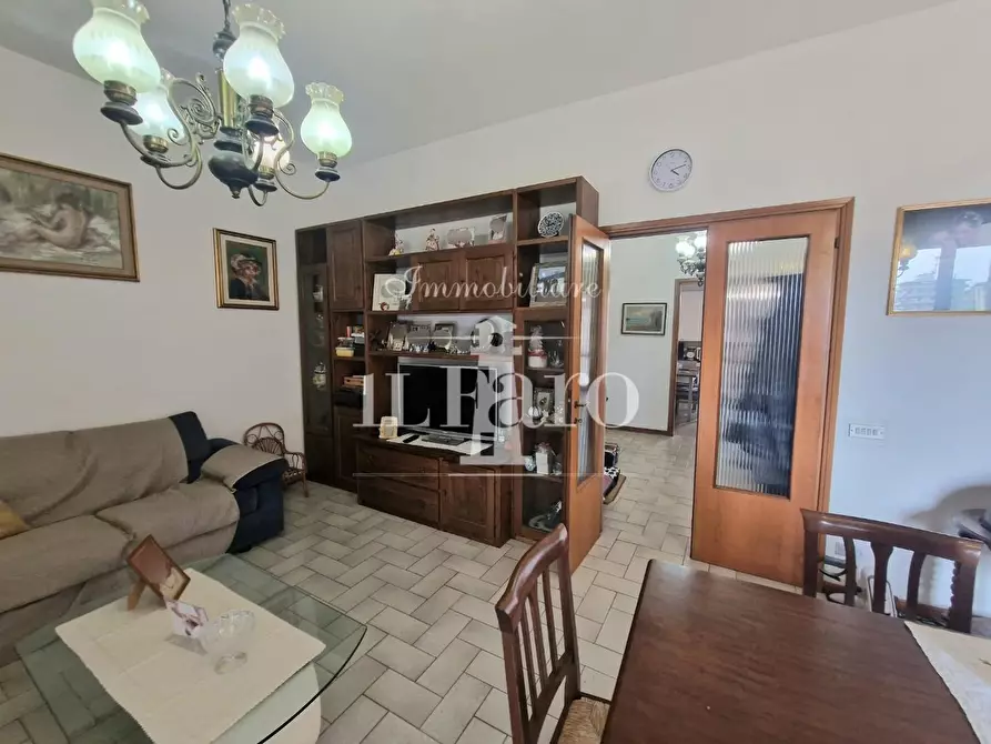 Immagine 5 di Appartamento in vendita  a Firenze