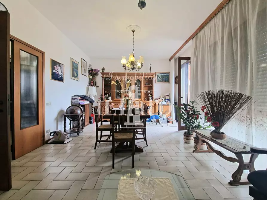 Immagine 1 di Appartamento in vendita  a Firenze