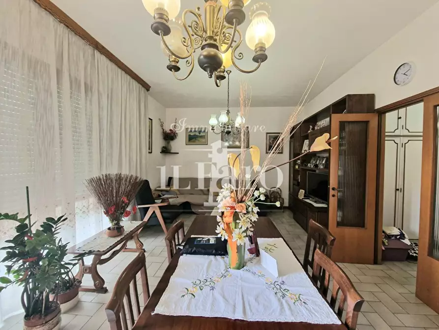 Immagine 2 di Appartamento in vendita  a Firenze