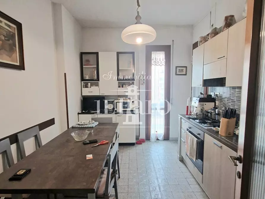 Immagine 9 di Appartamento in vendita  a Firenze