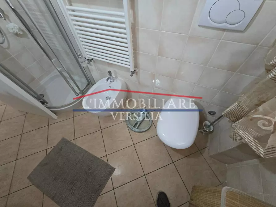 Immagine 25 di Mansarda in vendita  a Carrara