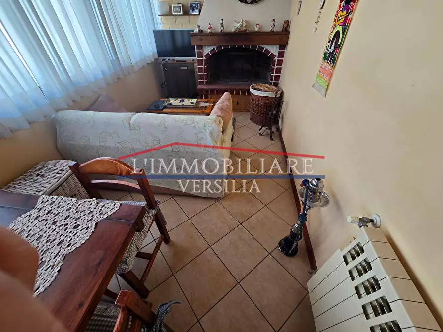 Immagine 4 di Mansarda in vendita  a Carrara