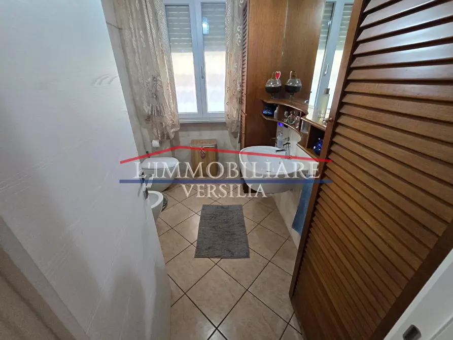 Immagine 23 di Mansarda in vendita  a Carrara