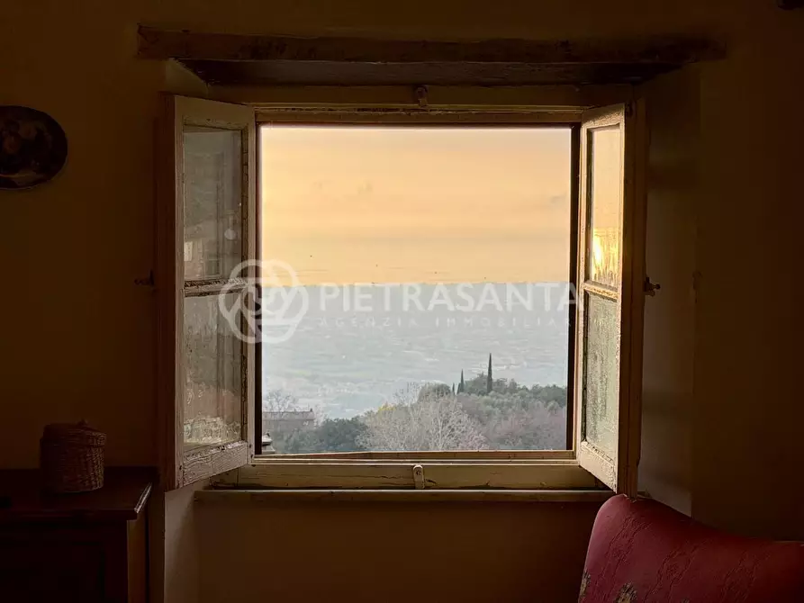 Immagine 18 di Casa semindipendente in vendita  a Pietrasanta
