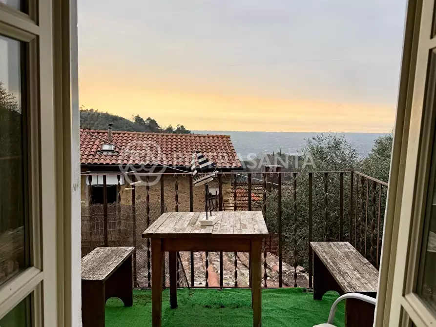 Immagine 9 di Casa semindipendente in vendita  a Pietrasanta