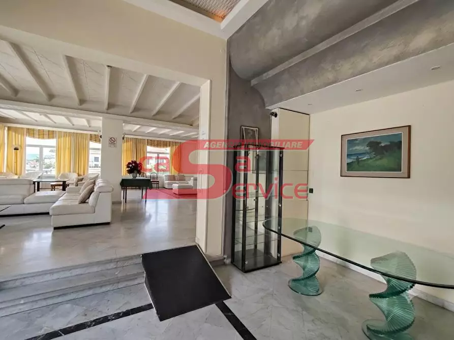 Immagine 2 di Albergo/B&B/Residence in vendita  a Montecatini Terme