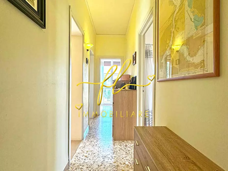 Immagine 18 di Appartamento in vendita  a Cecina