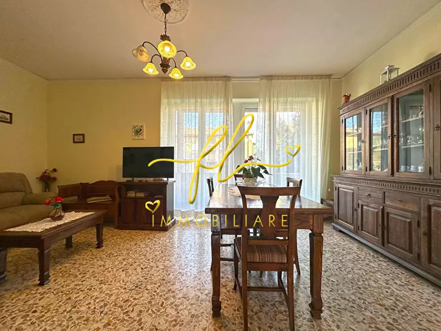 Immagine 4 di Appartamento in vendita  a Cecina