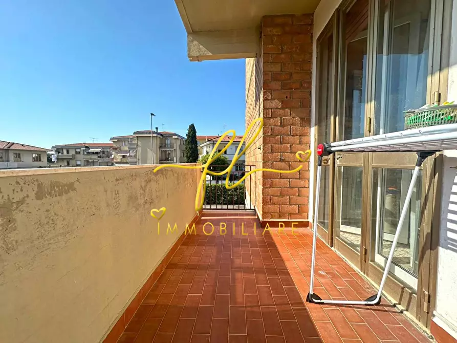 Immagine 13 di Appartamento in vendita  a Cecina
