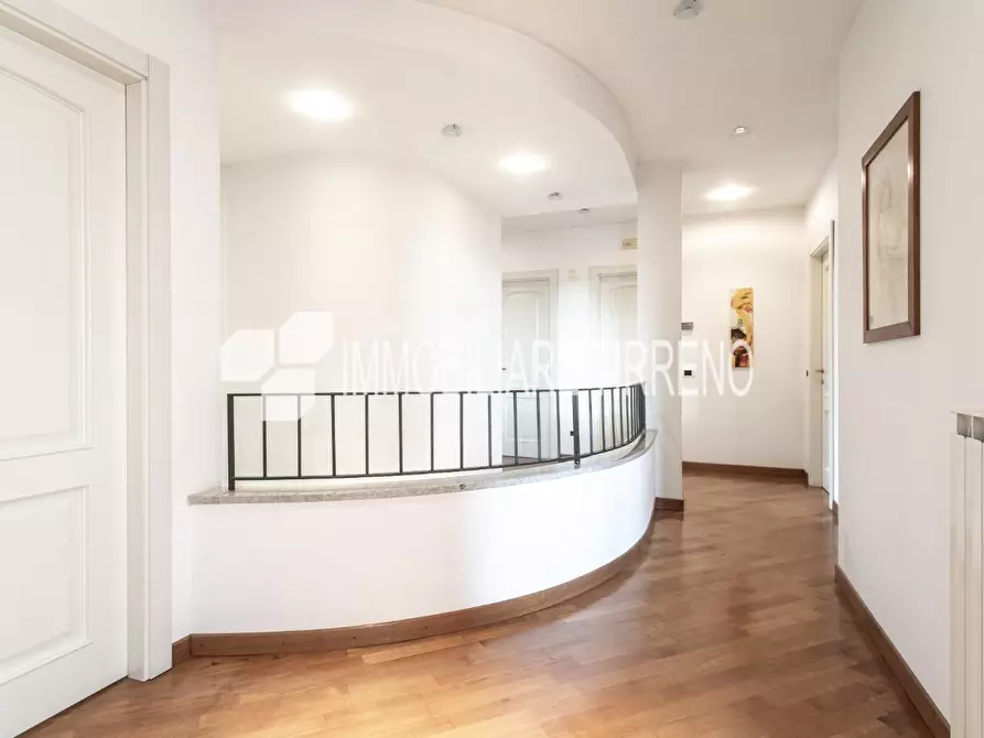 Immagine 16 di Villa in vendita  a Massa