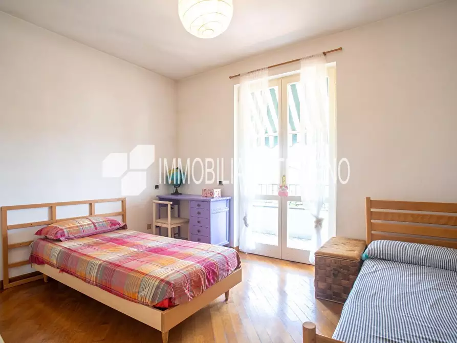 Immagine 21 di Villa in vendita  a Massa